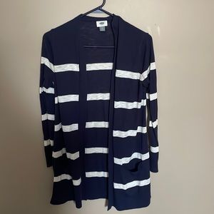 old navy striped pullover with pockets. size small.